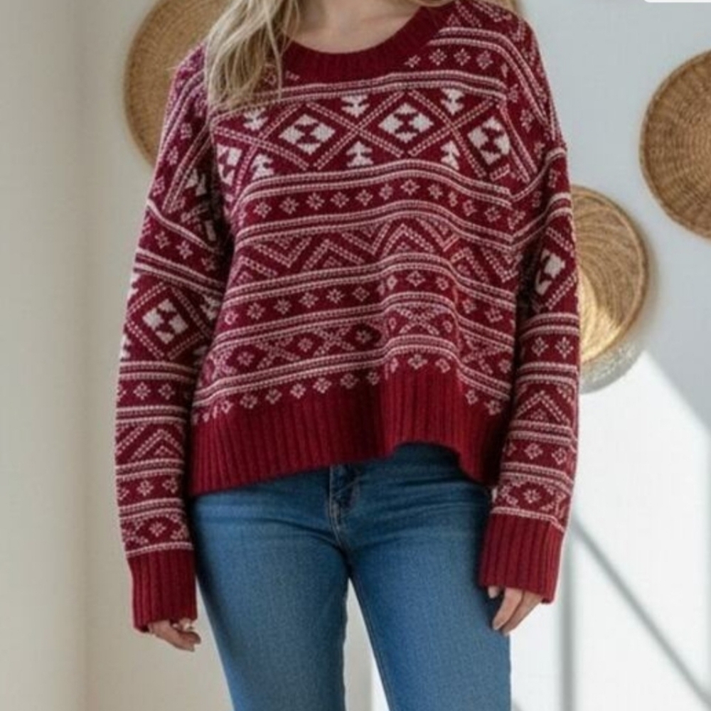 Amwrican Eagle Women's Red Fair Isle Knit Sweater